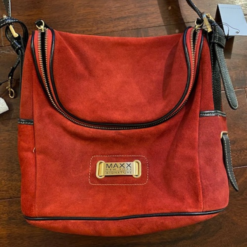 Maxx New york cranberry red Suede messenger bag and wristlet NWT - Picture 2 of 8